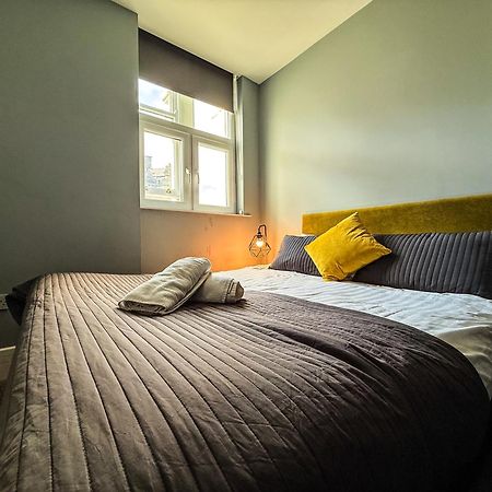 3 Bedroom Apartment In The Heart Of Newcastle - Modern - Sleeps 6 Exterior foto